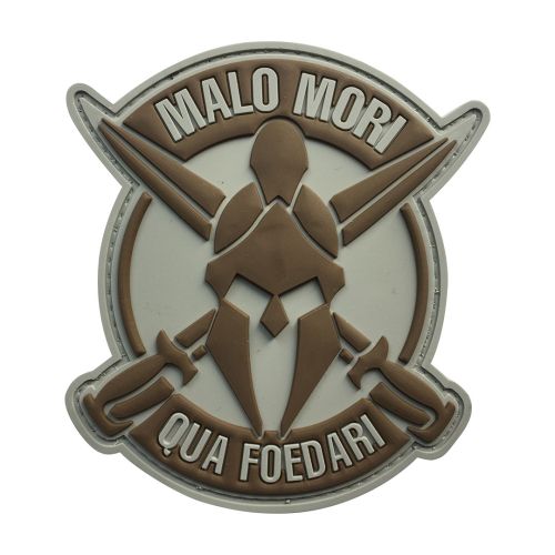 Parche de Goma PVC Malo Mori Quam Foedari 90 x 100 mm DragonPro