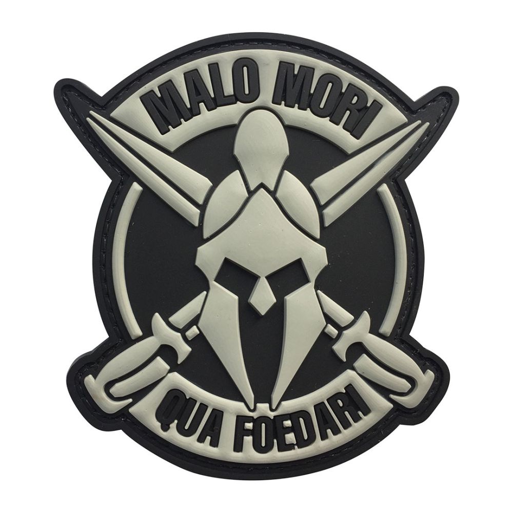 Parche de Goma PVC Malo Mori Quam Foedari 90 x 100 mm DragonPro Negro